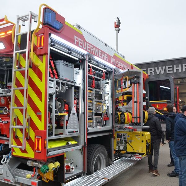 Neues Einsatzfahrzeug StLF 20 in Pilgerzell 16