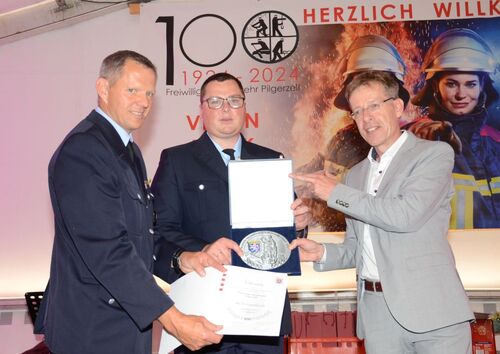 Übergabe Ehrenplakette des Landes Hessen DSC_2248